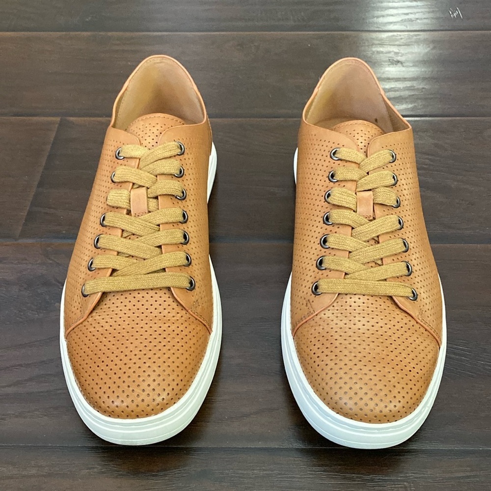 Donald Pliner Mens Calise Brown & White Sneaker Size 10M